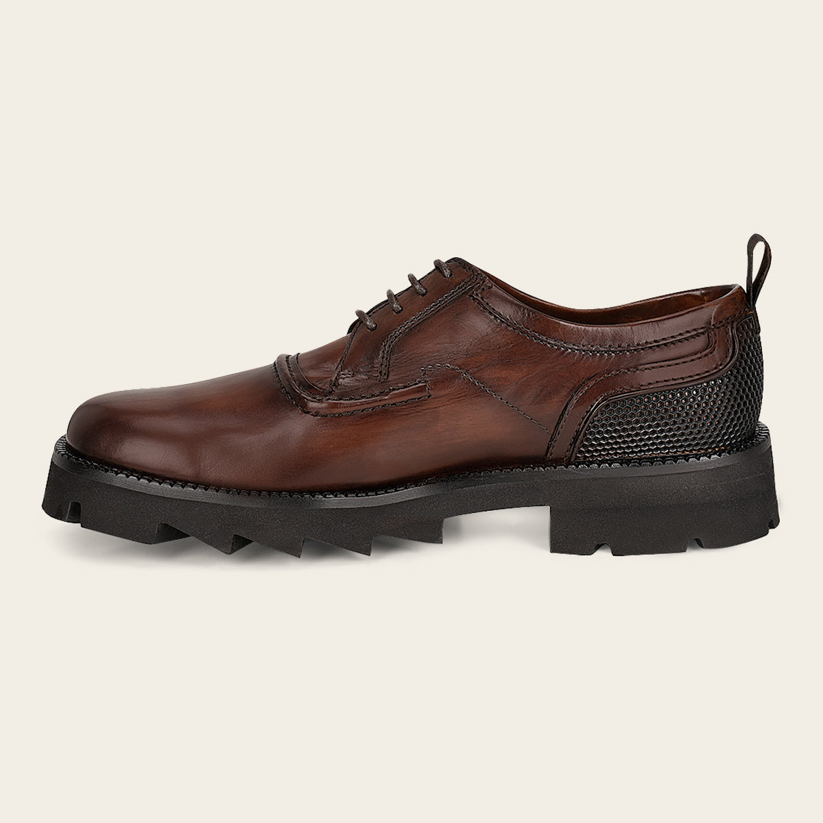 Zapato derby para caballero en piel de bovino con suela XL
