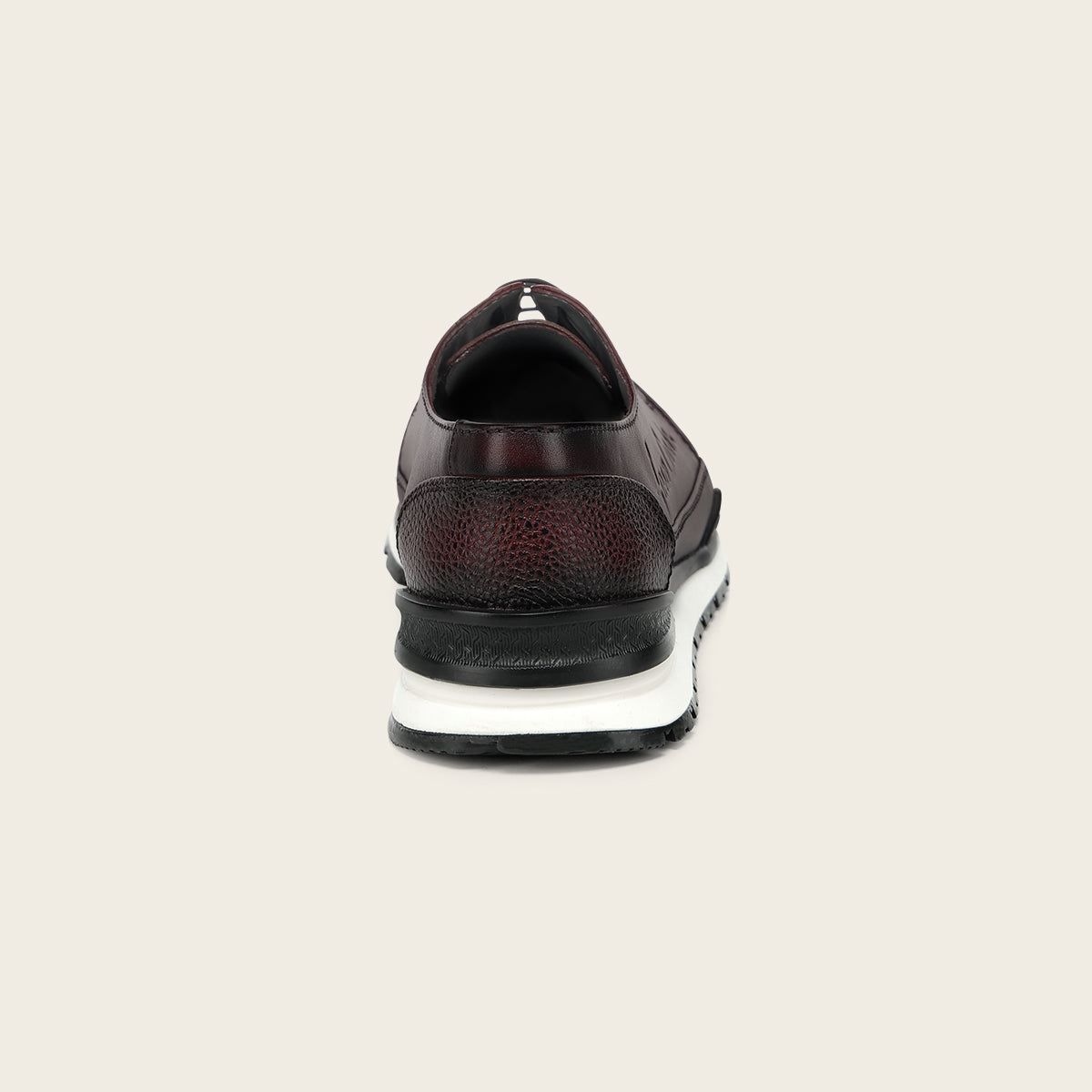 Tenis con piel genuina de mantarraya para caballero