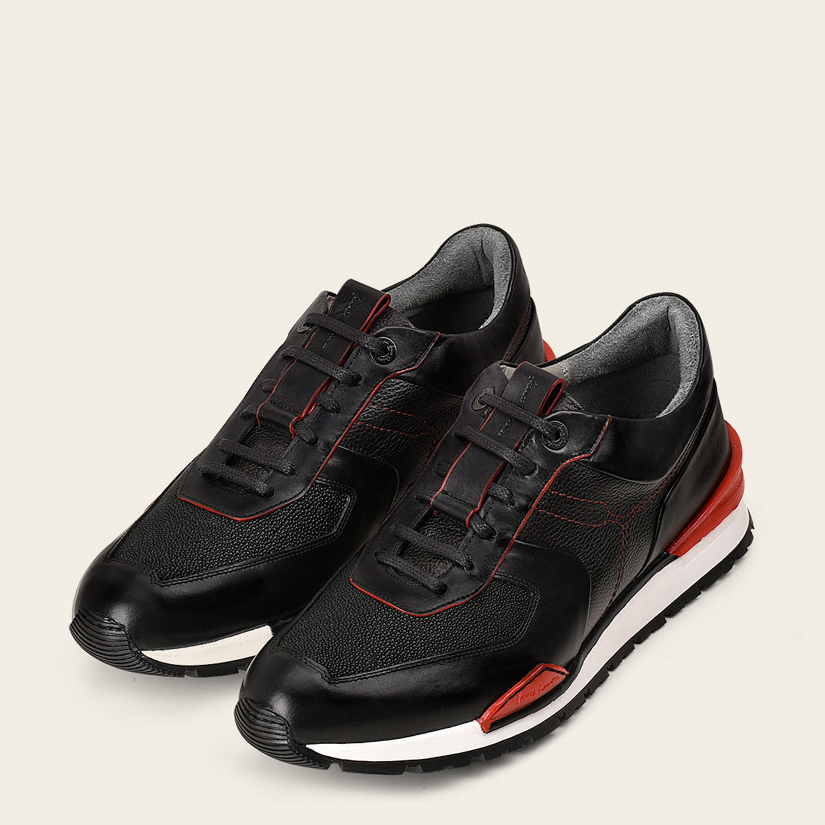 Tenis para caballero en piel genuina de mantarraya