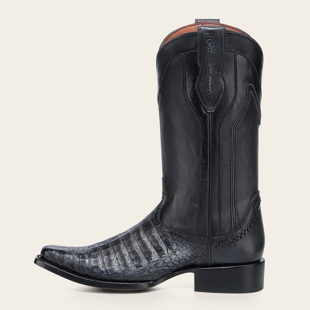 Bota tradicional en piel genuina de fuscus para caballero
