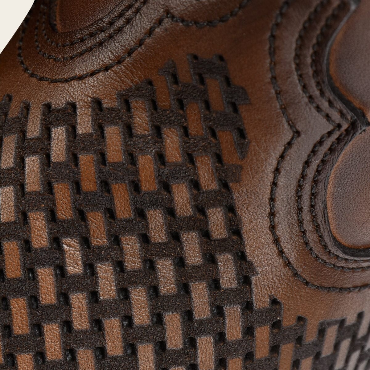 Bota casual en piel genuina para caballero