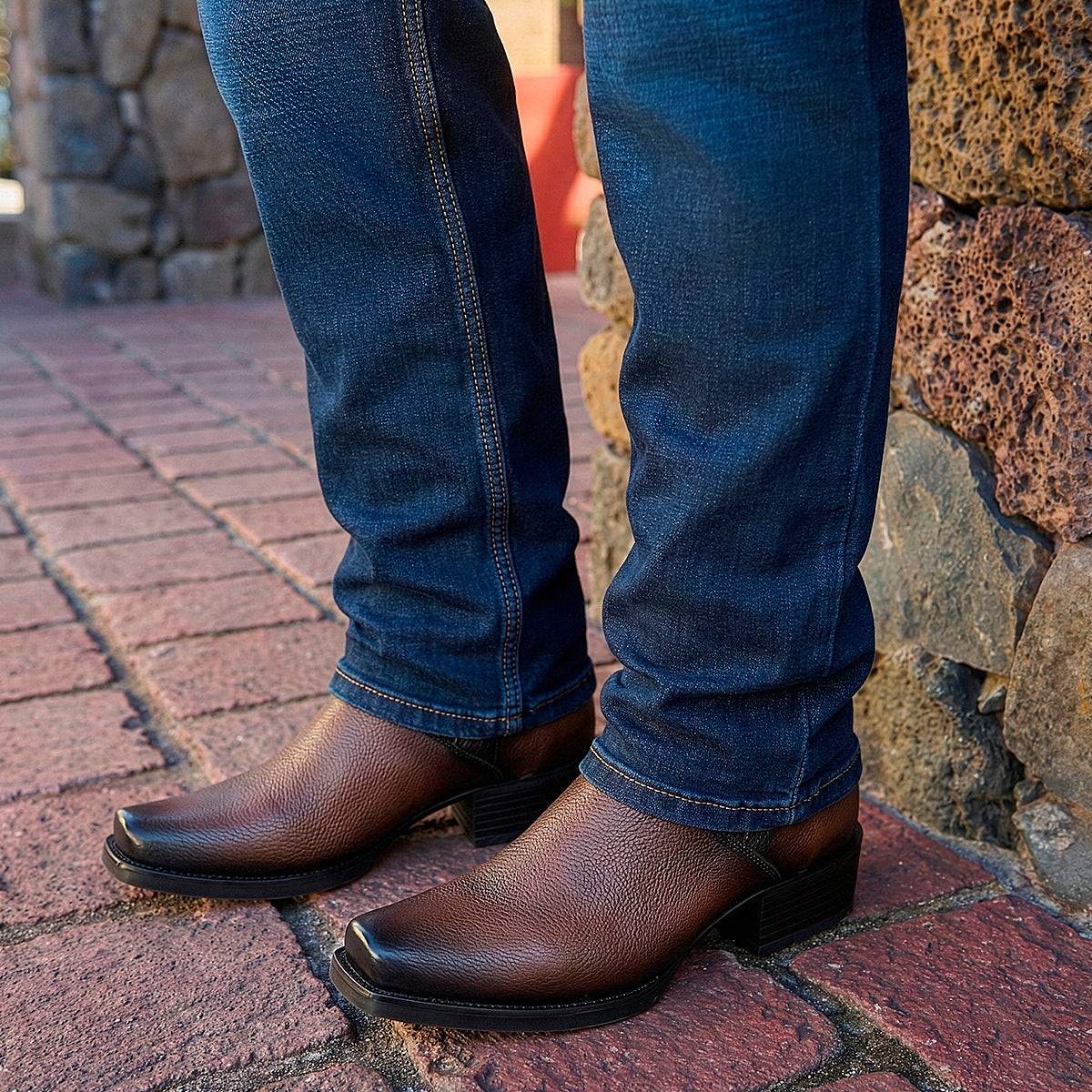Bota urbana en piel genuina de venado italiano para caballero