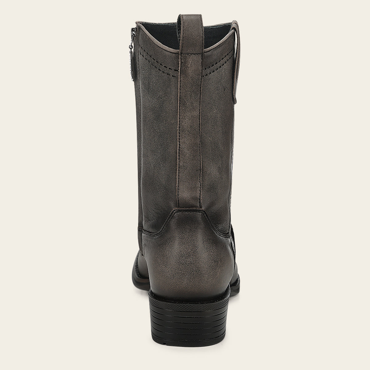 Bota urbana en piel genuina de tiburón para caballero