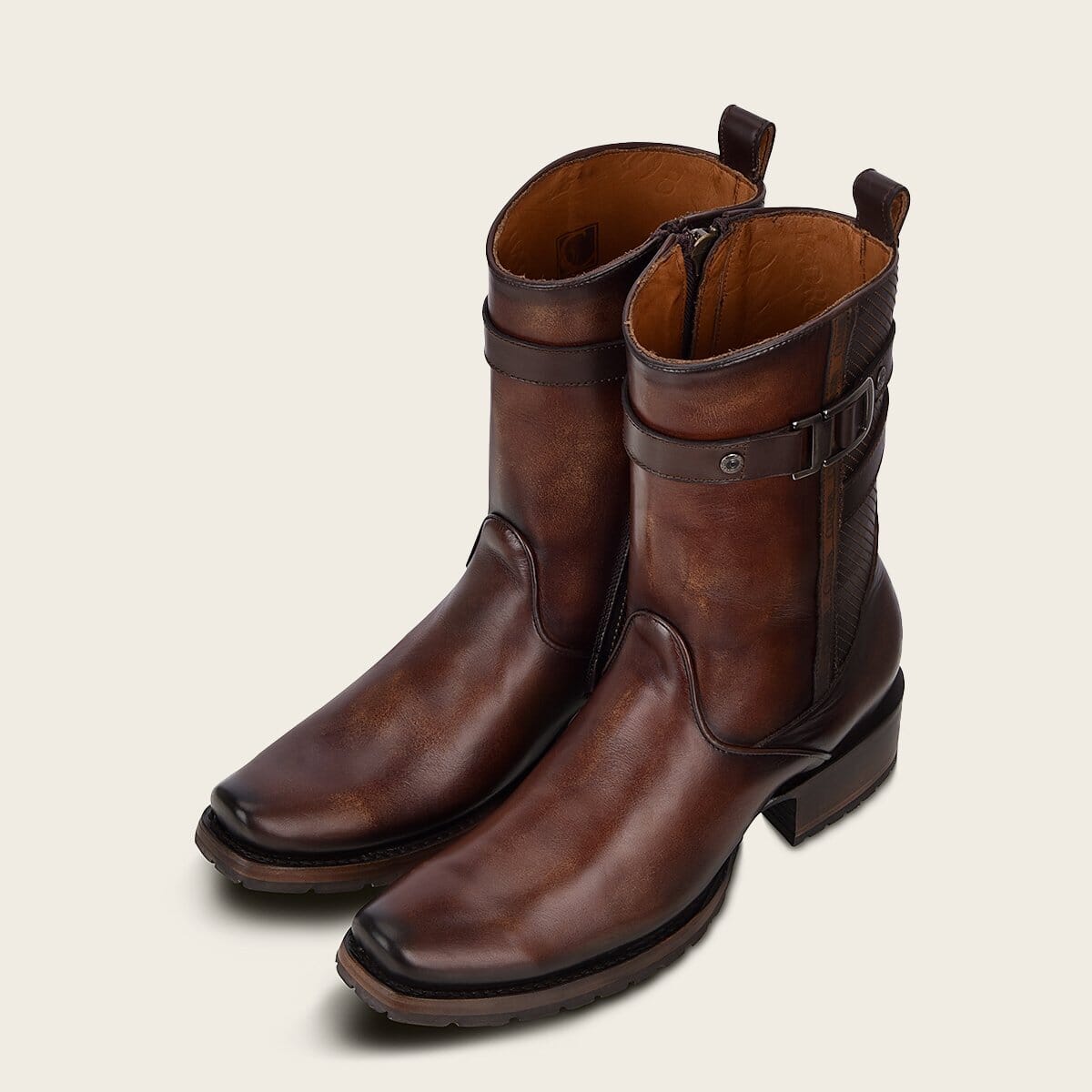 Bota urbana en piel genuina para caballero