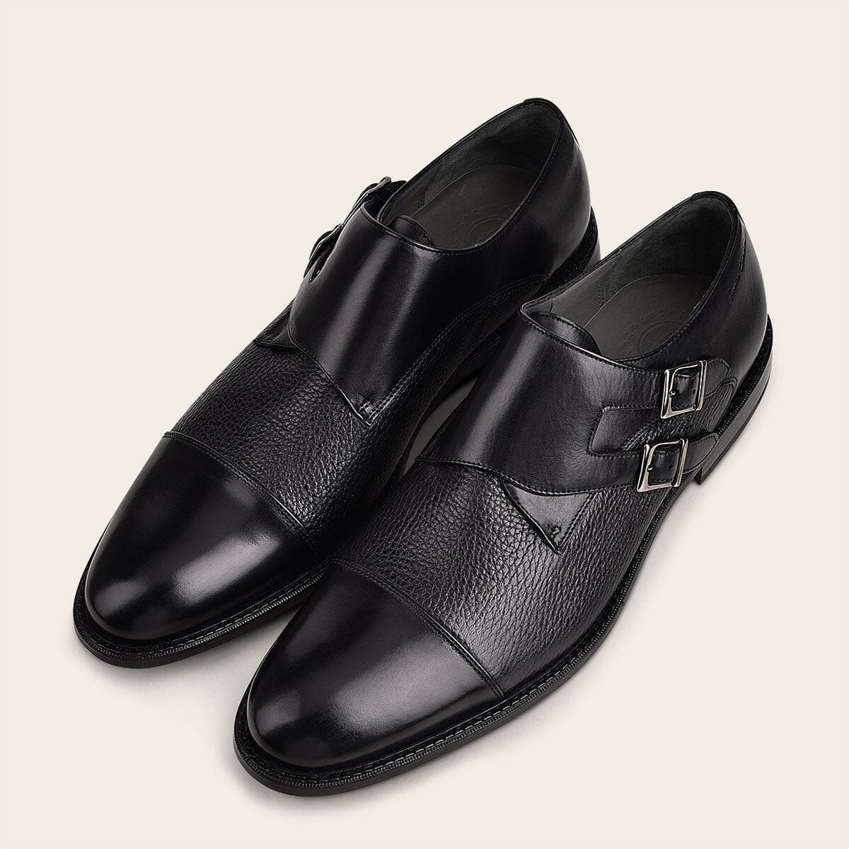 Calzado monkstrap en piel genuina de venado
