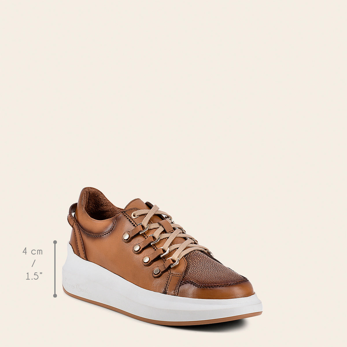 Sneaker para dama en piel genuina de mantarraya pulida