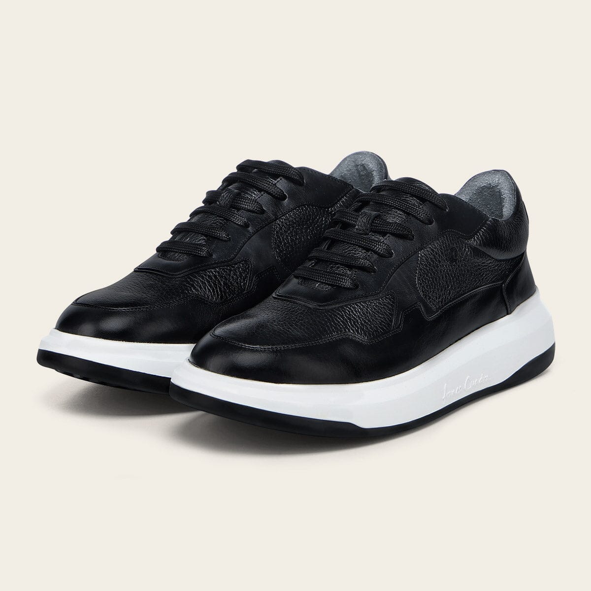 Tenis en piel genuina de venado para caballero