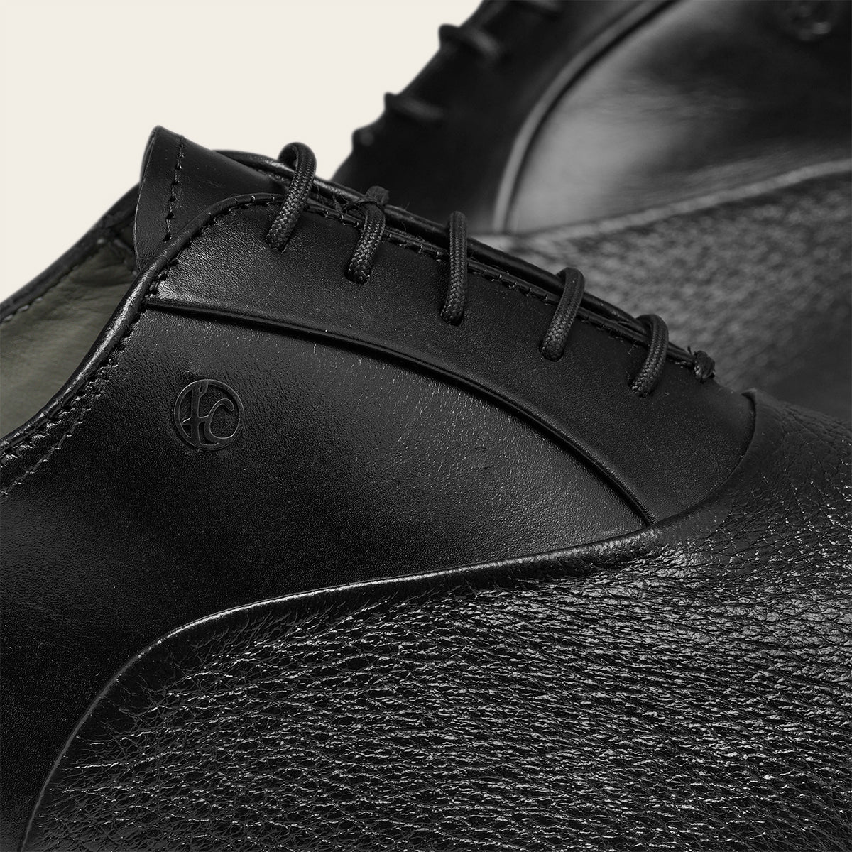 Zapato de vestir tipo Oxford en piel genuina de venado