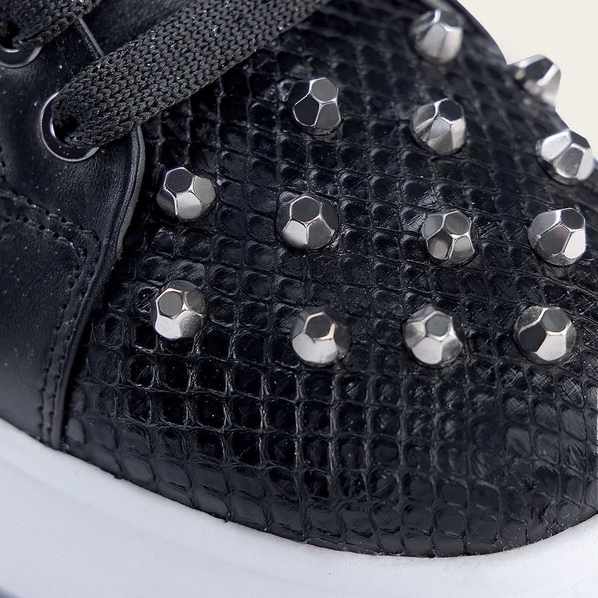 Sneaker para dama en piel genuina de pitón