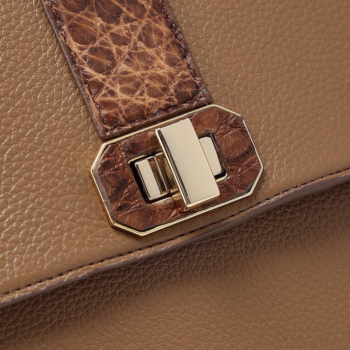 Bolso satchel en piel genuina de alligátor para dama