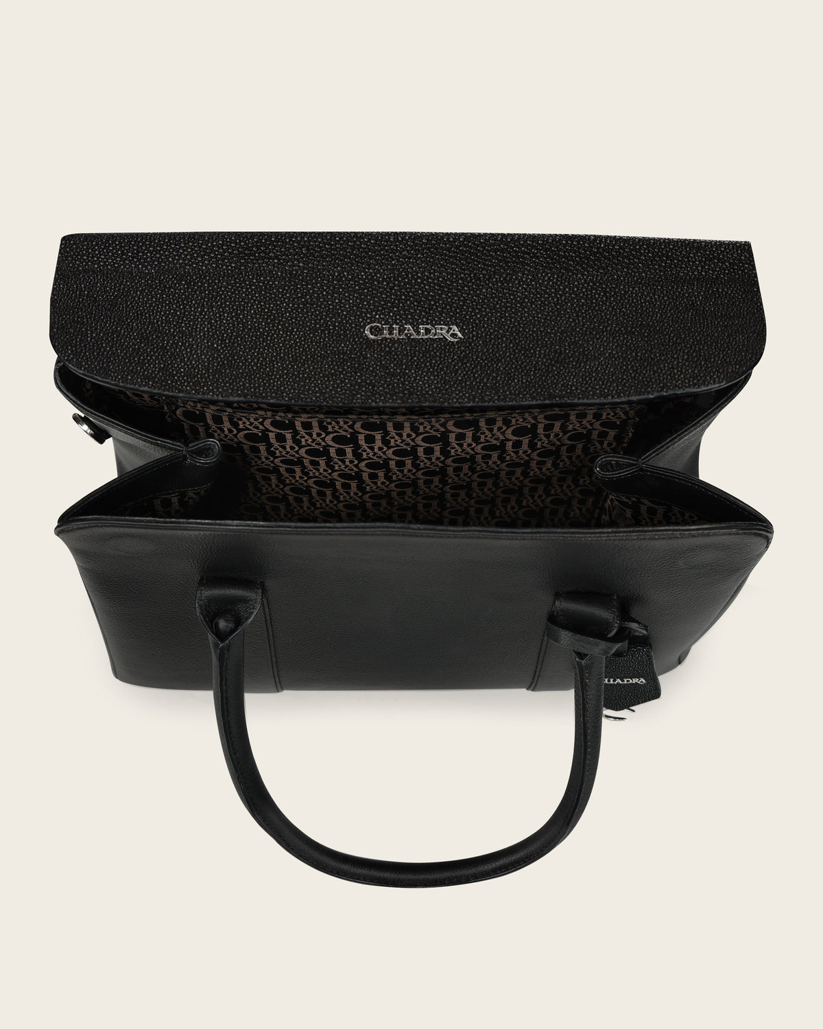 Bolso tipo satchel negro para mujer en auténtica piel de mantarraya