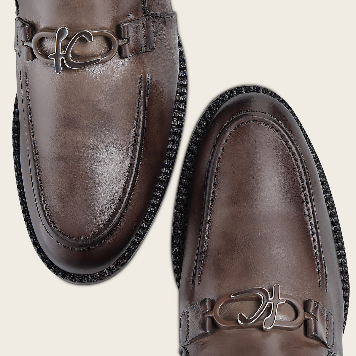 Mocasín slip on para caballero en piel de becerro