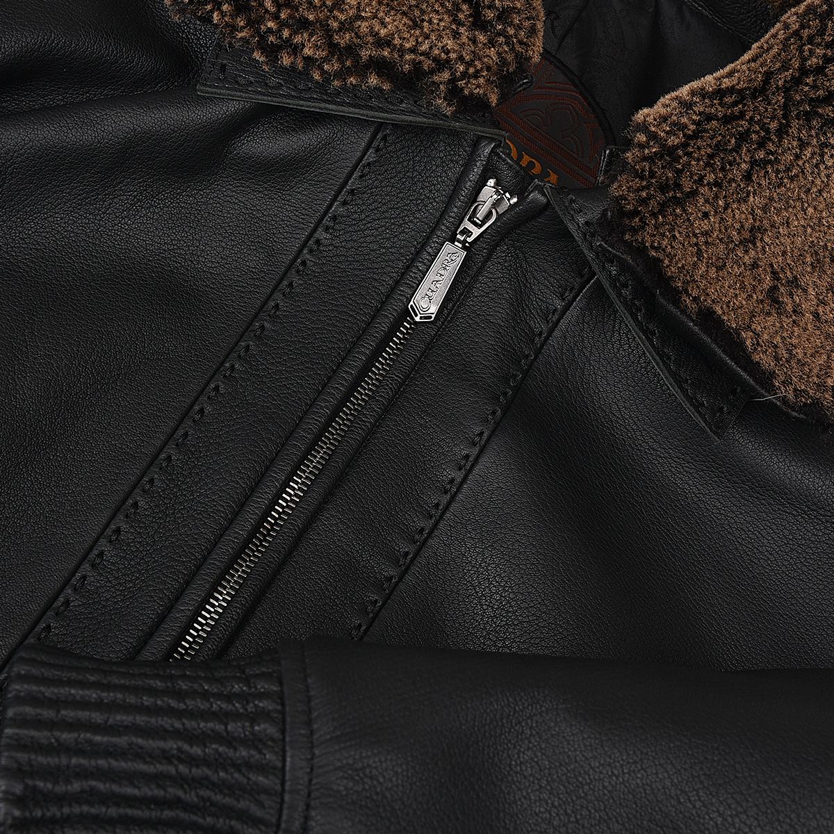 H277COC - Cazadora acolchada de piel de borrego casuales fashion CAFE Cuadra para hombre